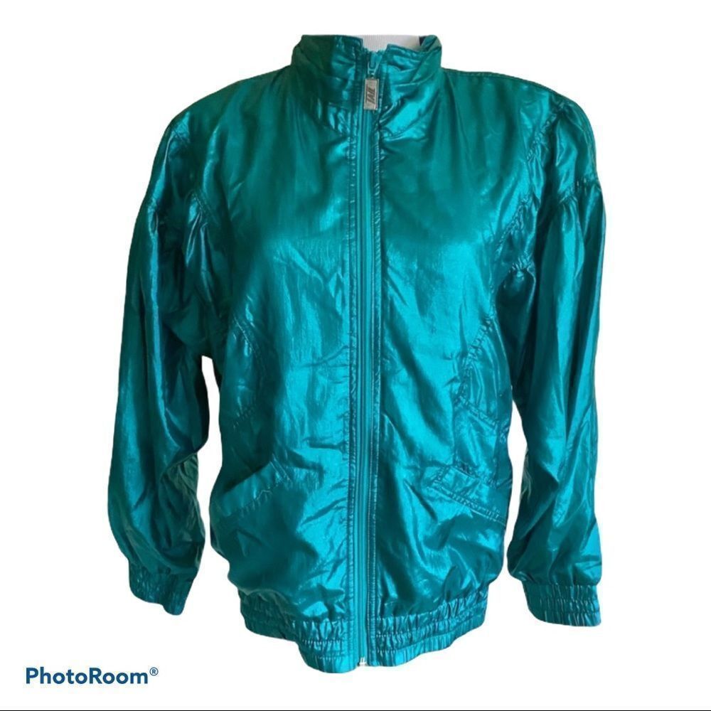 Tail vintage green windbreaker jacket M